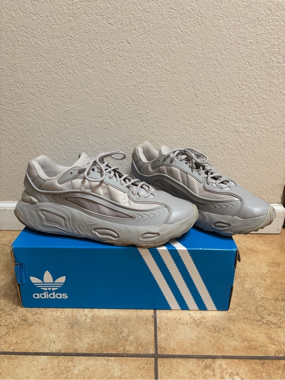 adidas Men’s OzNova Triple Grey Sculpted-Chunk Sneaker